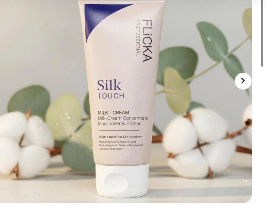 Flicka Professional Silk Touch Multi-Function Moisturiser (Milk-Cream) 60g
