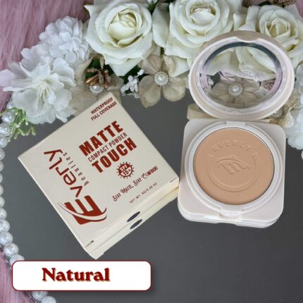 Everly Beauties Matte Compact Powder SPF15 Natural